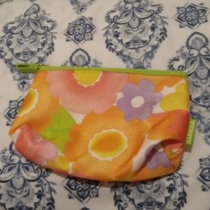 Clinique Bags - CLINIQUE Make up pouch Clinique Bags - CLINIQUE Make up pouch